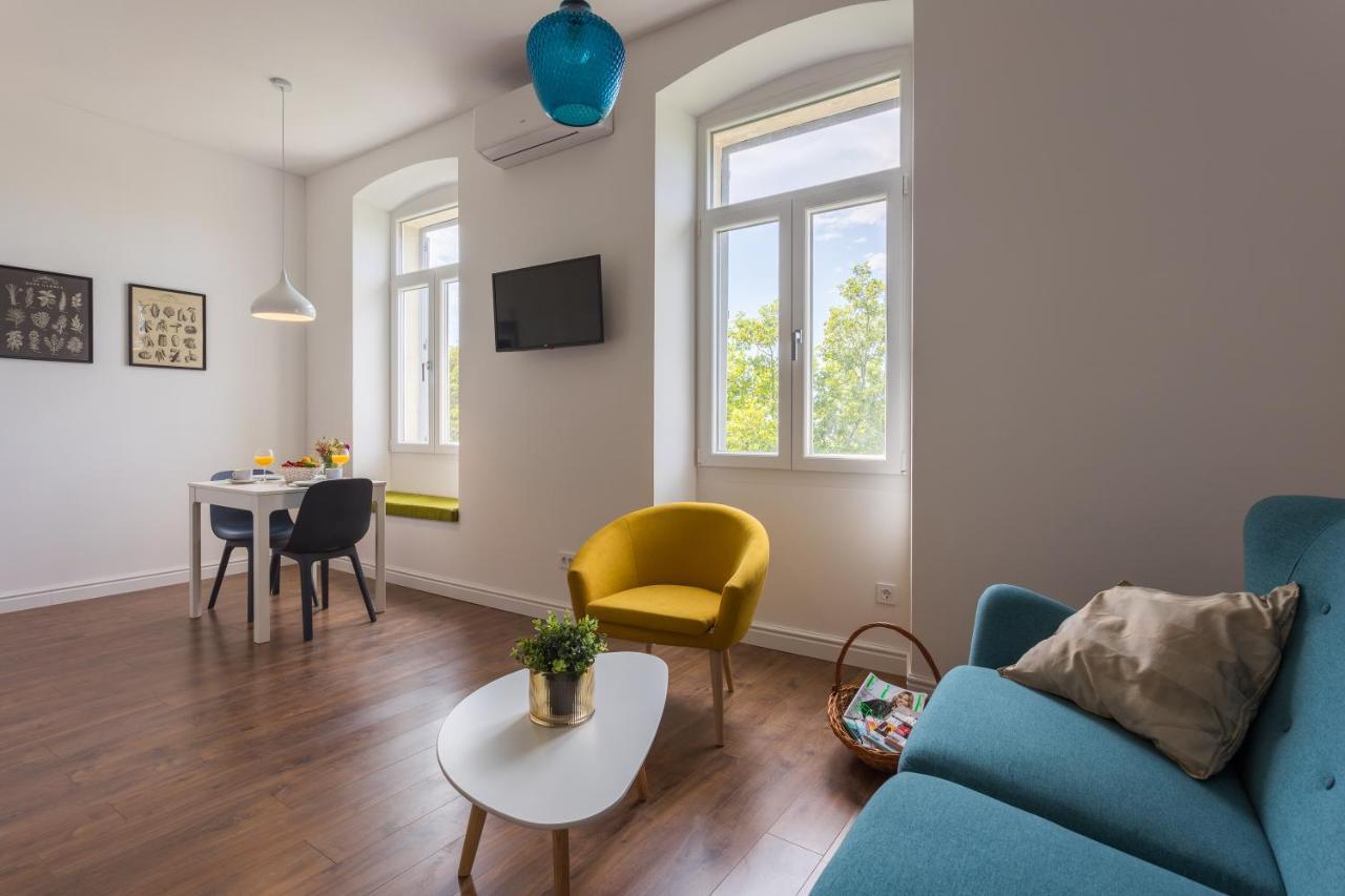Bu2 Pula Studio Apartment Exteriör bild